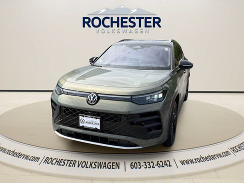 New 2026 Volkswagen Tiguan SEL R-Line AWD/4WD image 1