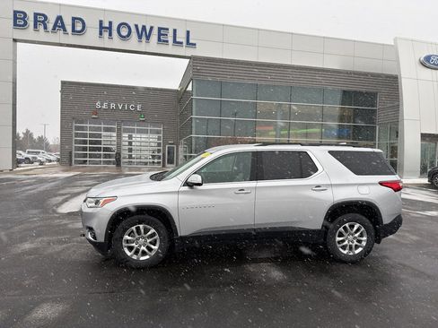 Used 2020 Chevrolet Traverse LT w/ LPO, Floor Liner Package image 1