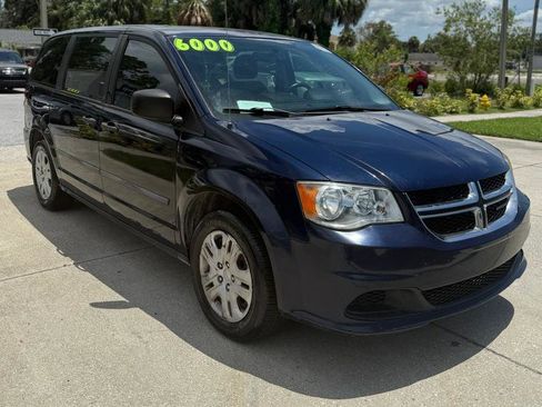 Used 2014 Dodge Grand Caravan American Value Package w/ UConnect Hands-Free Group image 5