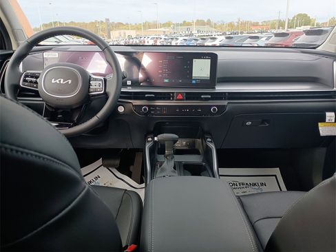 New 2025 Kia Sorento EX w/ Panoramic Sunroof Package image 10