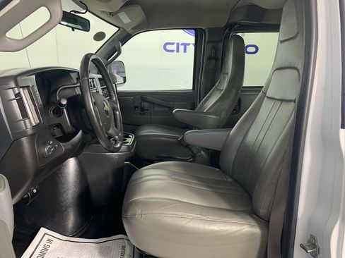 Used 2023 Chevrolet Express 3500 LS RWD image 14