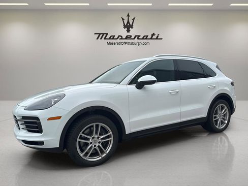 Used 2023 Porsche Cayenne Base image 1