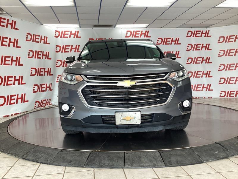 Used 2020 Chevrolet Traverse LT w/ Driver Confidence II Package AWD/4WD image 2