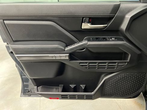 Used 2024 Toyota Tacoma TRD Sport RWD image 21