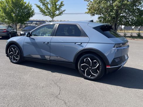 Used 2024 Hyundai Ioniq 5 SEL RWD image 3