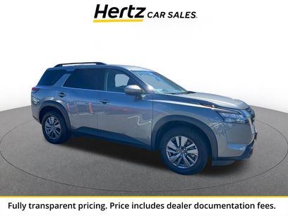 Used 2025 Nissan Pathfinder SV