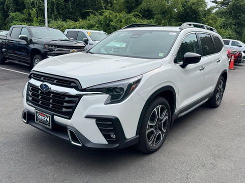 Used 2024 Subaru Ascent Touring AWD/4WD image 7