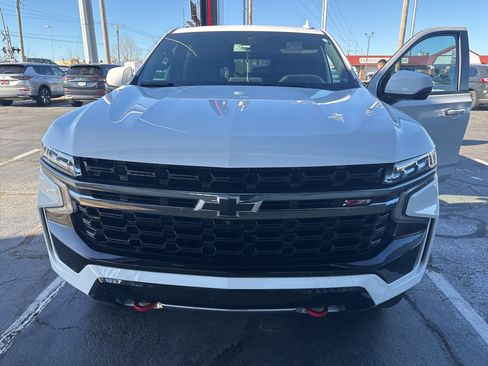 Used 2022 Chevrolet Tahoe Z71 w/ Luxury Package image 4