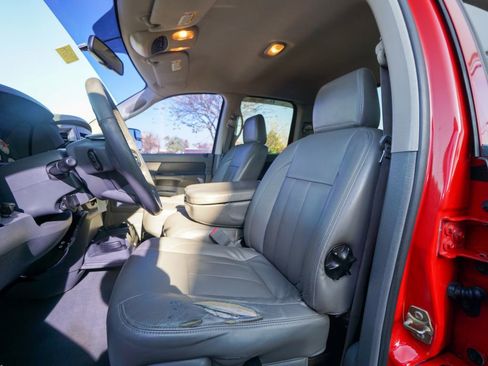 Used 2006 Dodge Ram 2500 Truck SLT image 14