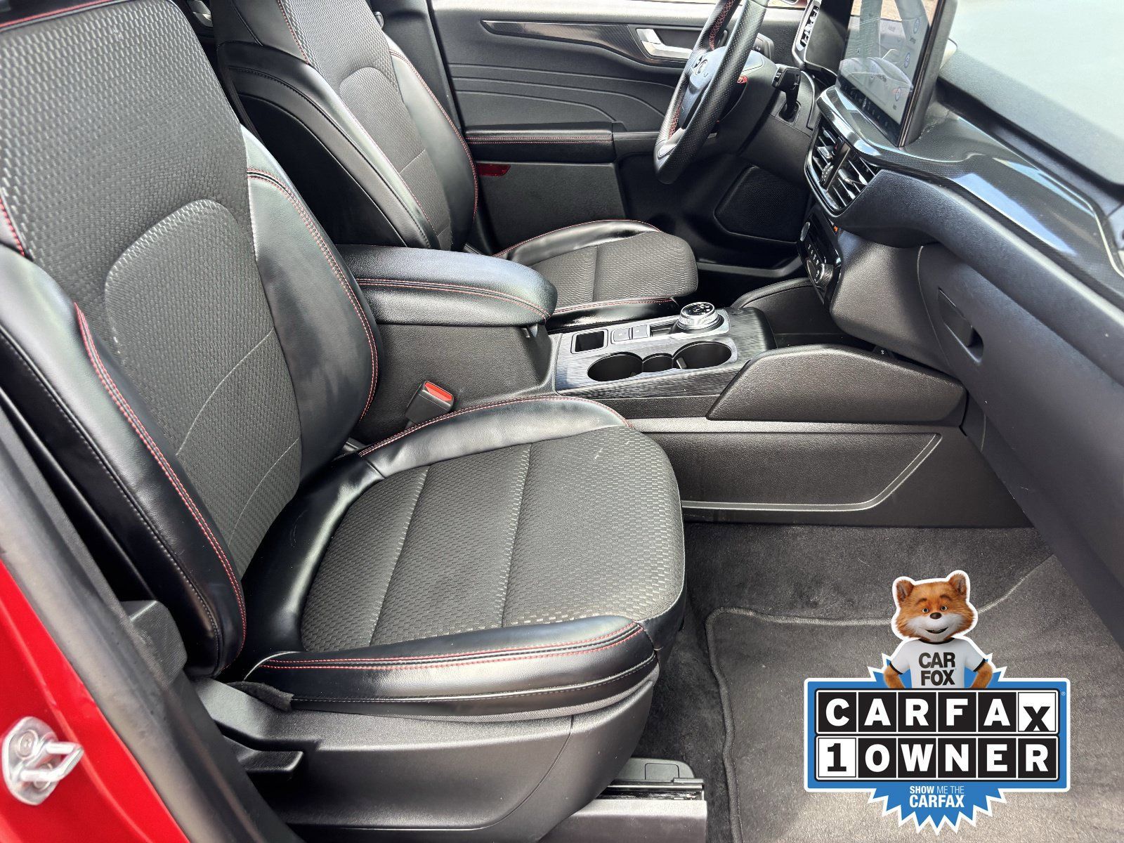Used 2024 Ford Escape ST-Line w/ Tech Pack #1 FWD image 11