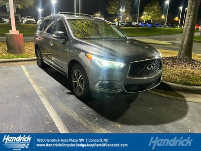 Used 2019 INFINITI QX60 Luxe w/ Essential Package