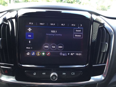 Used 2023 Chevrolet Traverse LT w/ Midnight/Sport Edition AWD/4WD image 13