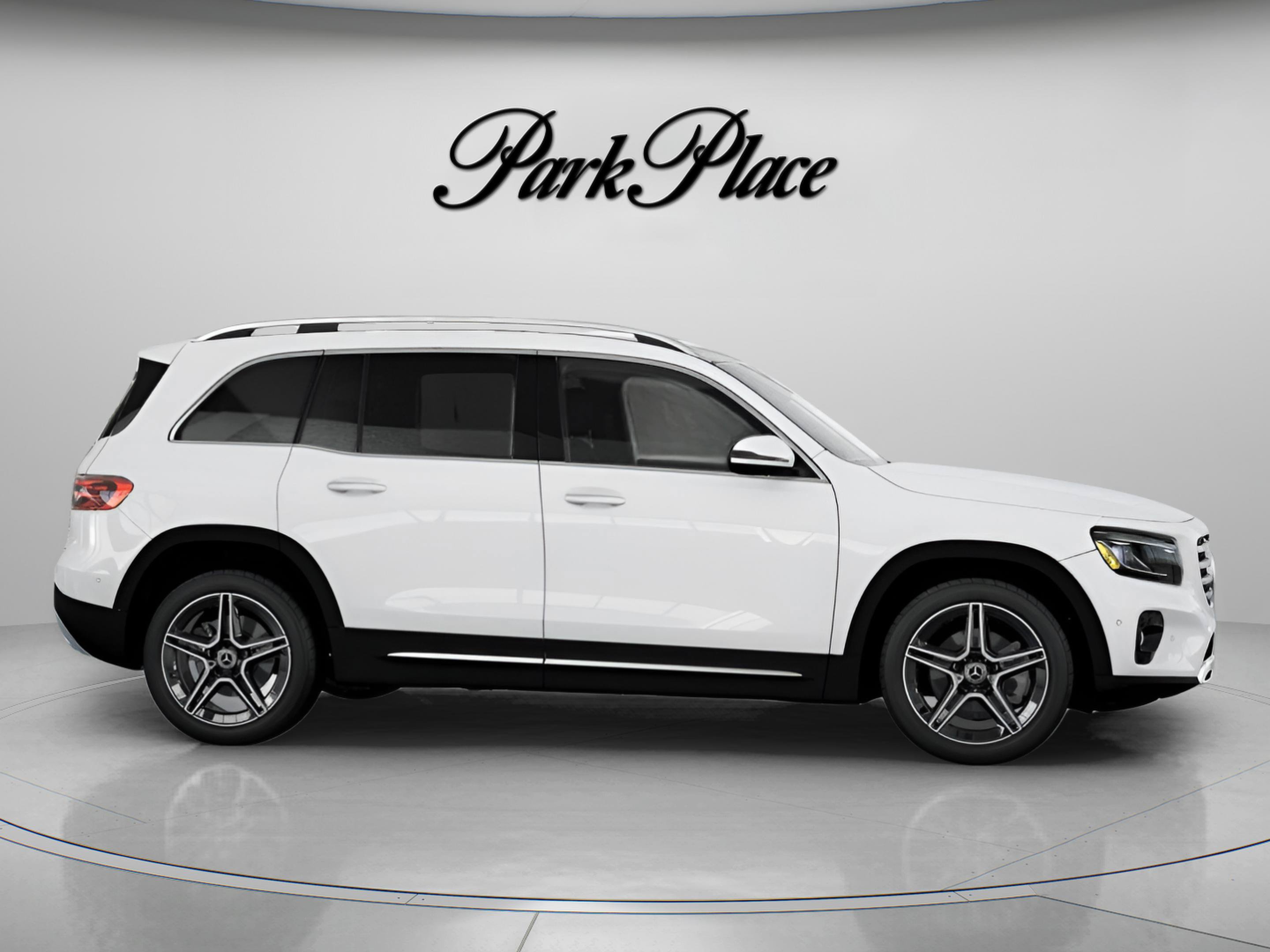 Used 2026 Mercedes-Benz GLB 250 image 27
