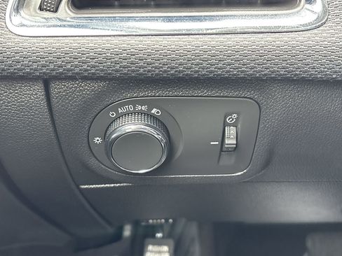 Used 2019 Chevrolet Cruze LS w/ LS Fleet Convenience Package FWD image 24