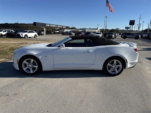 Used 2023 Chevrolet Camaro LT image 5