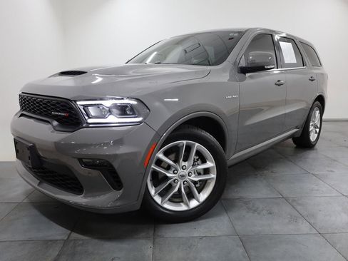 Used 2022 Dodge Durango R/T w/ Trailer Tow Group IV image 3