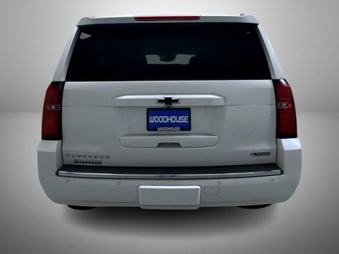 Used 2018 Chevrolet Suburban Premier image 6