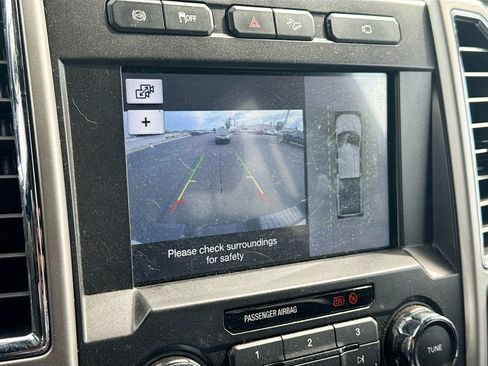 Used 2018 Ford F250 Lariat w/ Lariat Ultimate Package AWD/4WD image 14