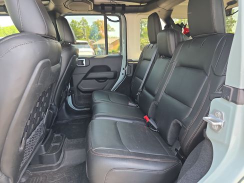 Used 2023 Jeep Wrangler Unlimited Rubicon 392 w/ Dual Top Group AWD/4WD image 13