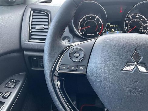 Used 2024 Mitsubishi Outlander Sport Ralliart image 17