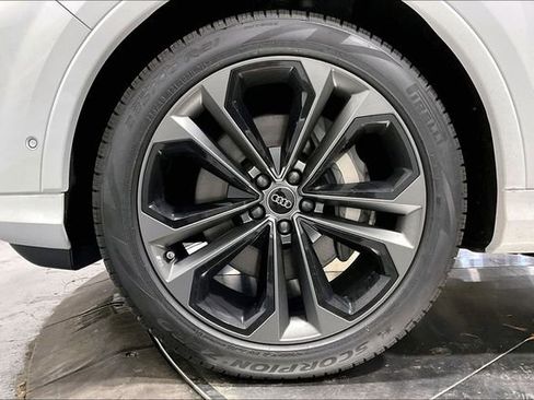New 2026 Audi Q7 3.0T Premium Plus image 12