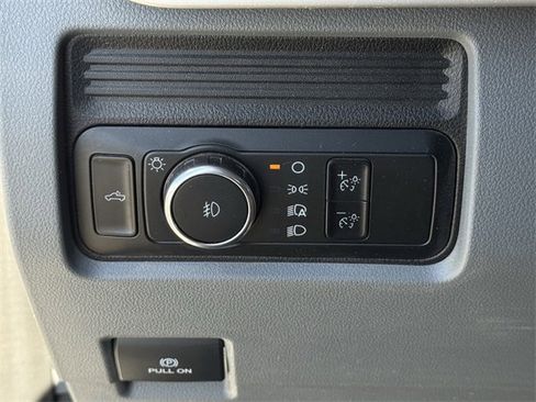 Certified 2024 Ford F250 XLT w/ FX4 Off-Road Package image 18