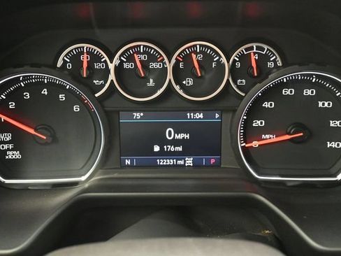Used 2021 Chevrolet Suburban LT AWD/4WD image 22