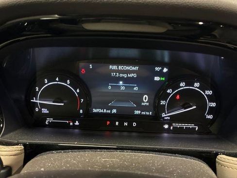 Used 2022 Lincoln Corsair FWD image 15