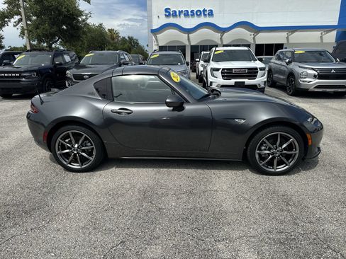 Used 2022 MAZDA MX-5 Miata RF Grand Touring RWD image 4