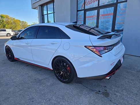 Used 2022 Hyundai Elantra N w/ Preferred Accessory Package image 6