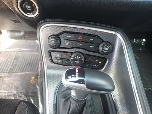 Used 2016 Dodge Challenger R/T Plus image 18