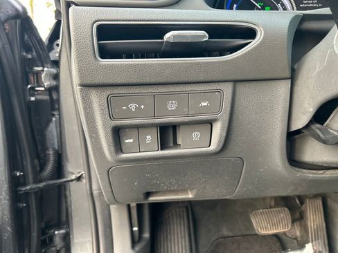 Used 2022 Hyundai Sonata Blue image 21