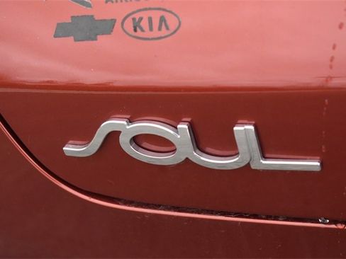 Used 2020 Kia Soul LX image 14