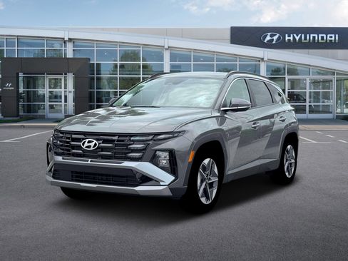 New 2026 Hyundai Tucson SEL image 1
