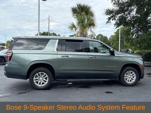 Used 2024 Chevrolet Suburban LT RWD image 4
