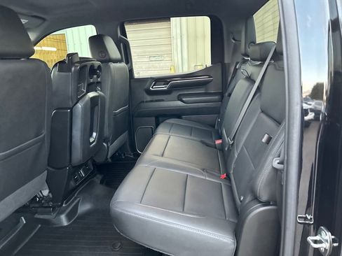 Used 2022 GMC Sierra 1500 SLT image 25