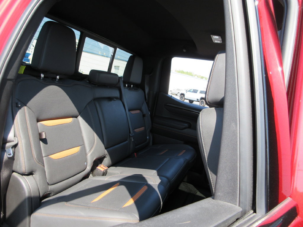 Certified 2024 GMC Sierra 1500 AT4 w/ Technology Package AWD/4WD image 26