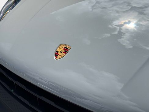 Used 2022 Porsche Macan GTS image 10