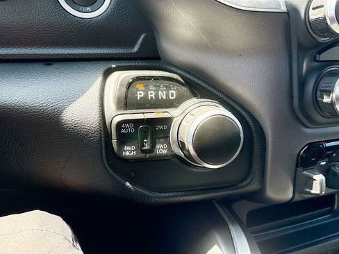 Used 2022 RAM 1500 Big Horn AWD/4WD image 16