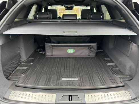 New 2026 Land Rover Range Rover Velar Dynamic SE AWD/4WD image 28