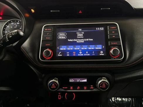 Used 2019 Nissan Kicks SR w/ Exterior Package FWD image 15