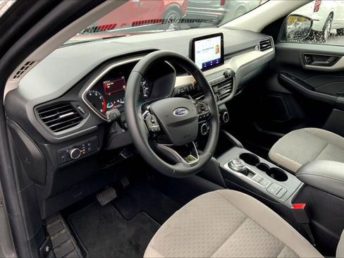 Used 2022 Ford Escape SE w/ Convenience Package image 14