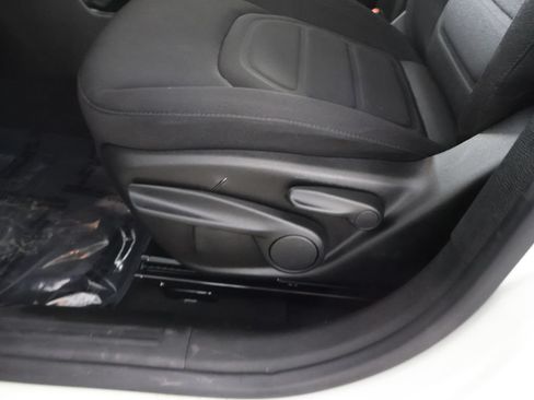 Used 2022 Jeep Renegade Latitude AWD/4WD image 28
