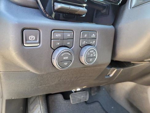 New 2026 Chevrolet Silverado 2500 High Country w/ High Country Premium Package AWD/4WD image 17