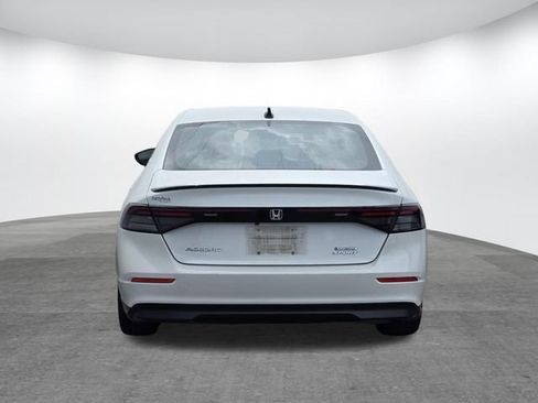 Used 2024 Honda Accord Sport image 3