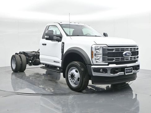 New 2024 Ford F450 XL w/ XL Chrome Package image 35