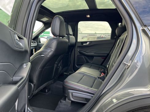 New 2026 Ford Escape ST-Line w/ Tech Pack #1 image 38