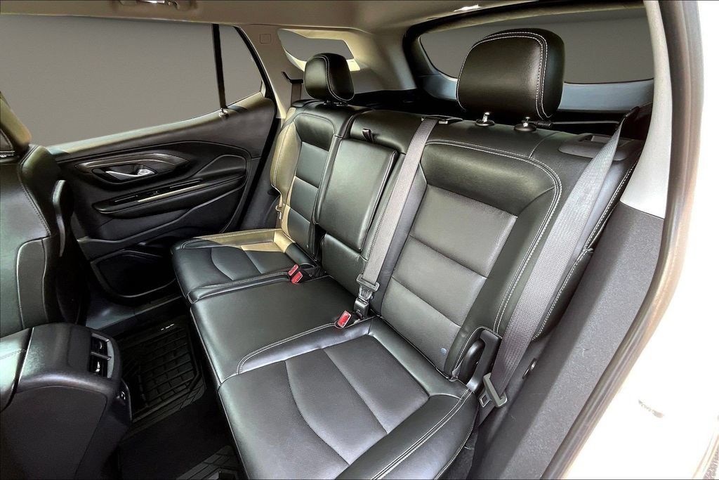 Used 2023 GMC Terrain SLT w/ Elevation Edition FWD image 25