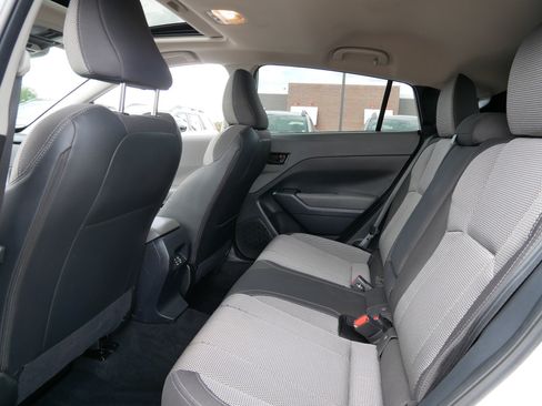 Certified 2024 Subaru Crosstrek 2.0i Premium AWD/4WD image 33