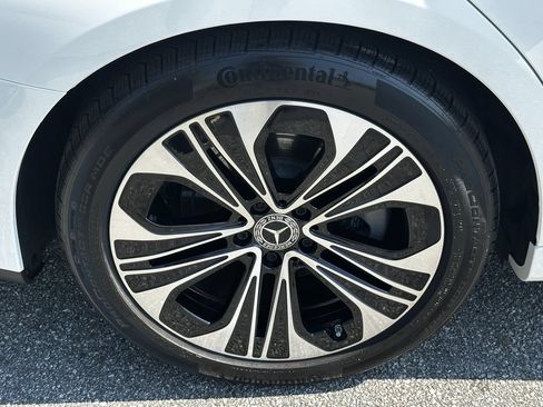 Certified 2025 Mercedes-Benz E 350 Sedan w/ Winter Package image 19